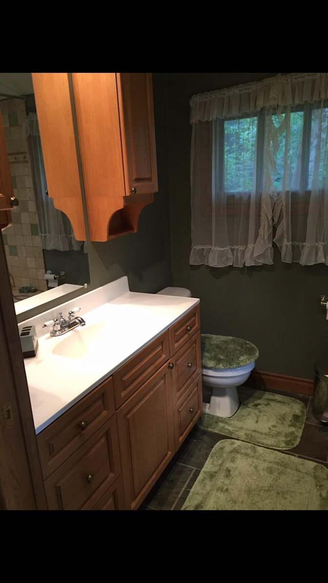 Leslie's room
