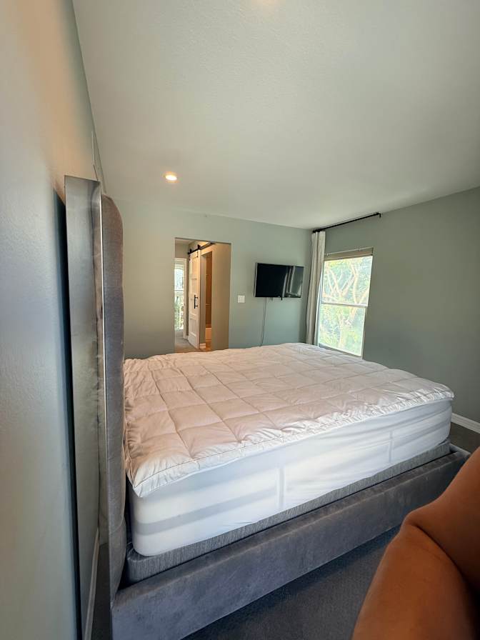 Jeanette's room