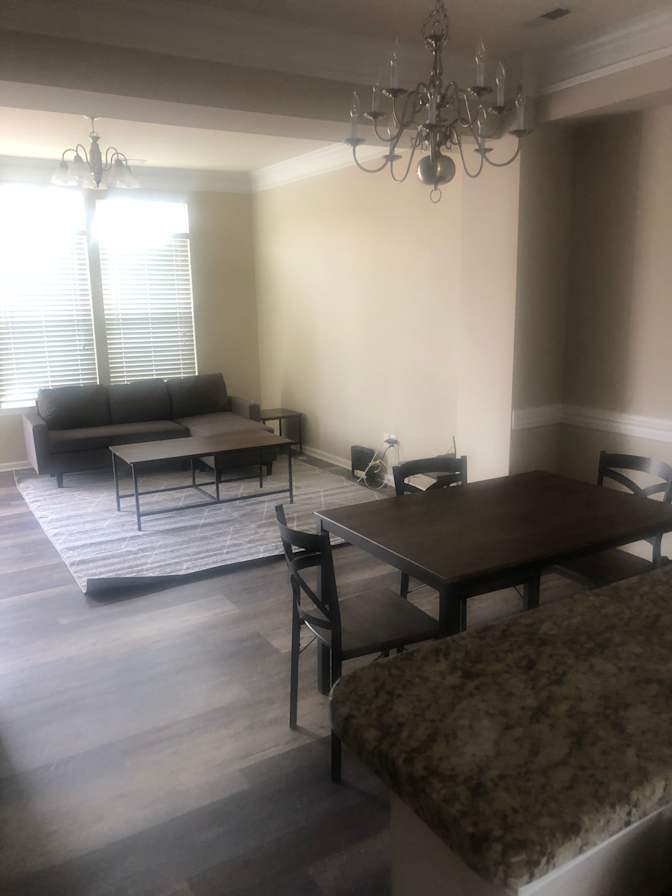 Alcove Rooms's room