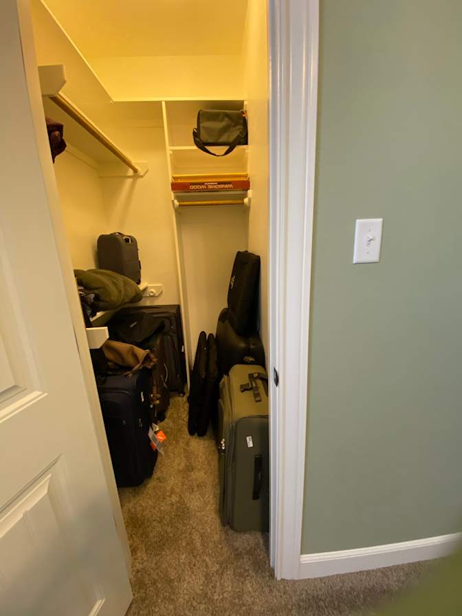 Thomas's room