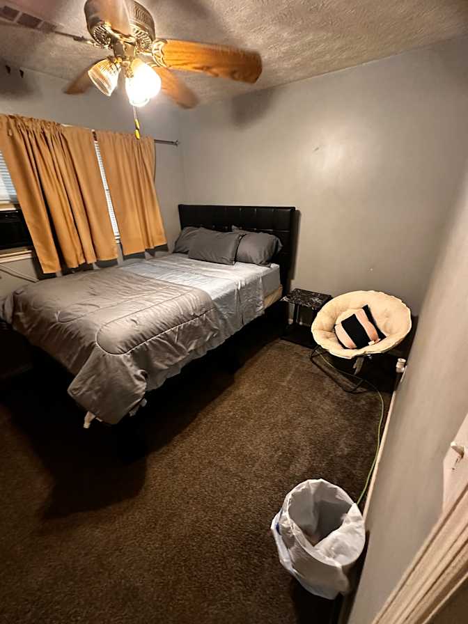 Larry's room