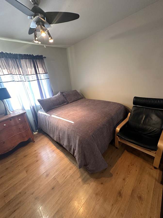 Lisa's room