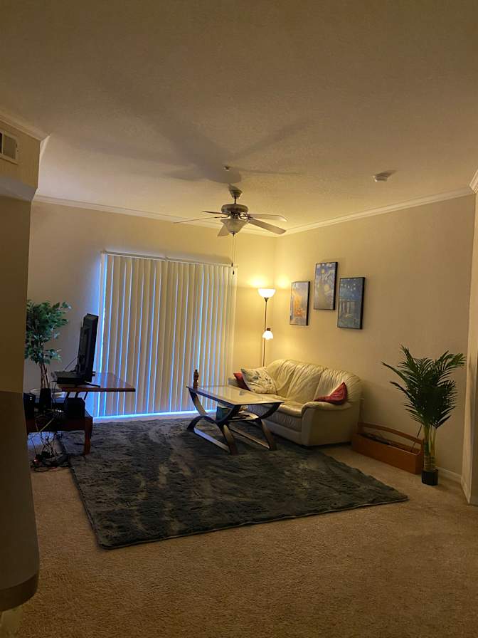 Jen's room