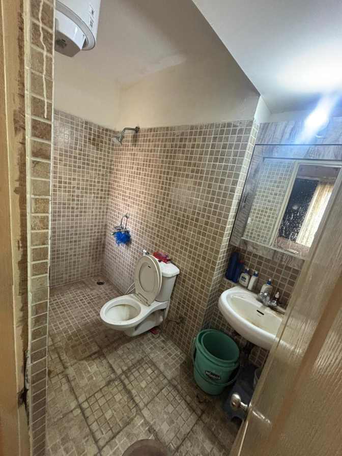 Achintya Agarwal's room