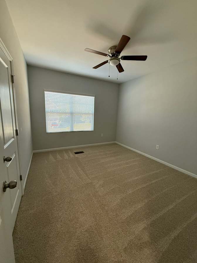 Alcove Rooms's room