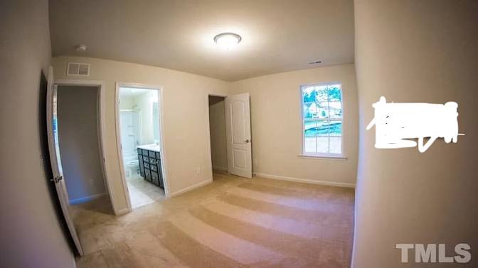 Alcove Rooms's room