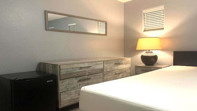 Steve's room