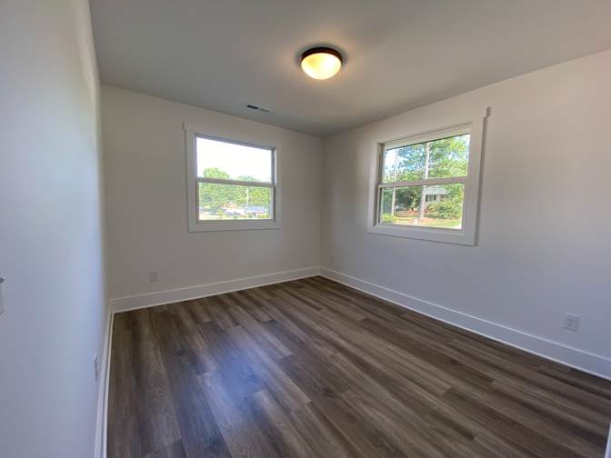 Alcove Rooms's room