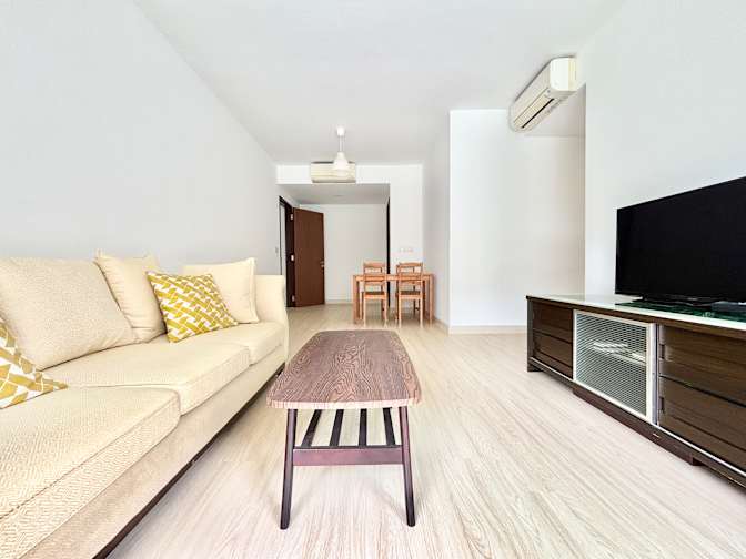 Elaine Ong's room