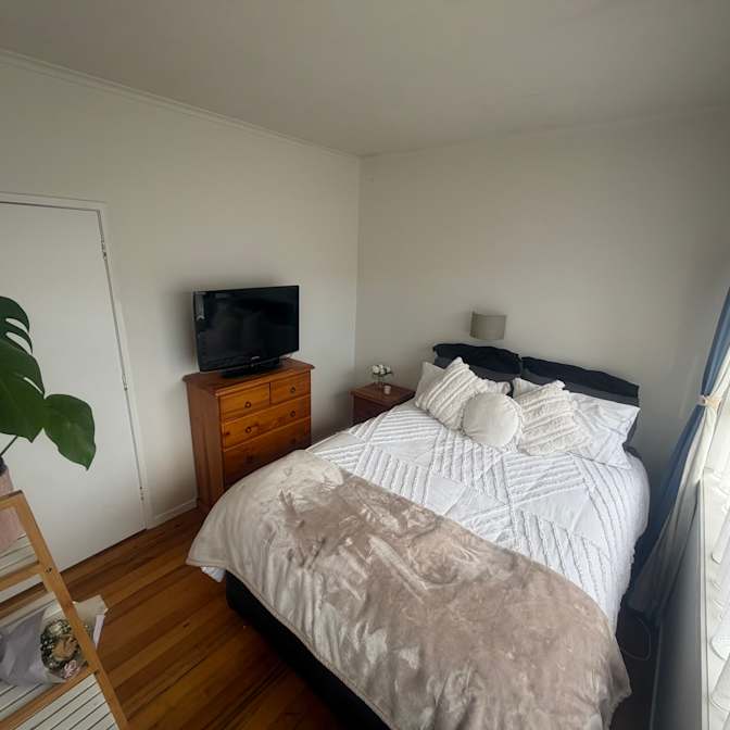 Kelly's room