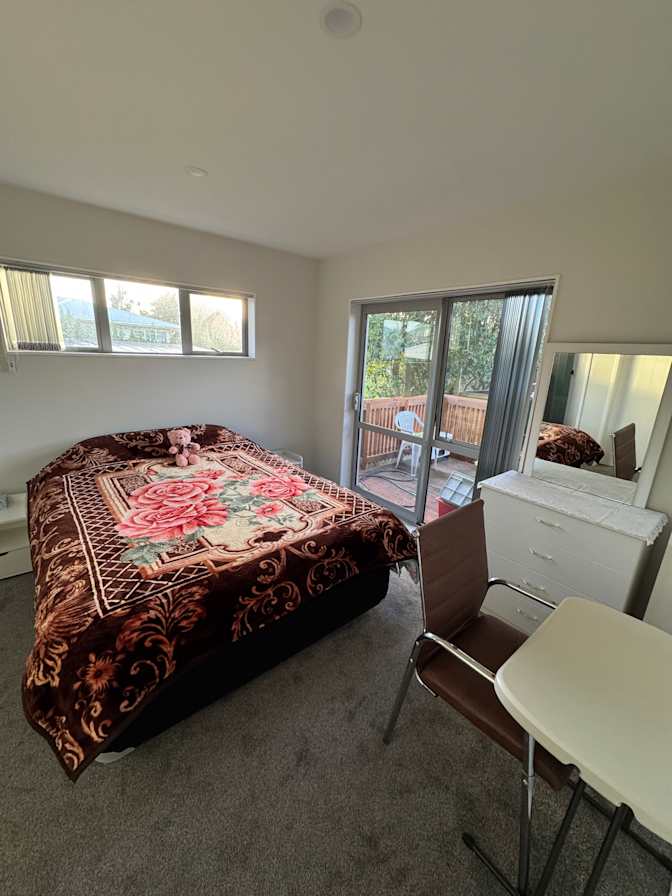 Shynal's room