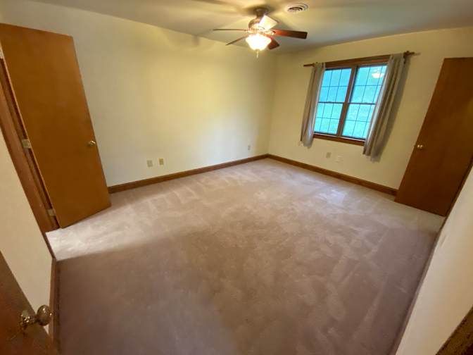 Alcove Rooms's room