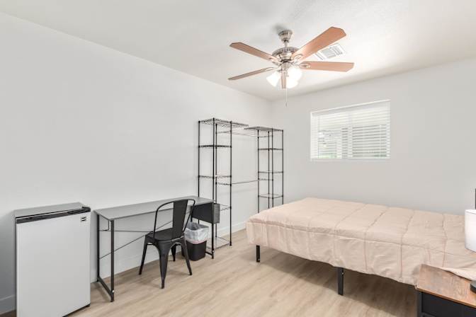 PadSplit's room