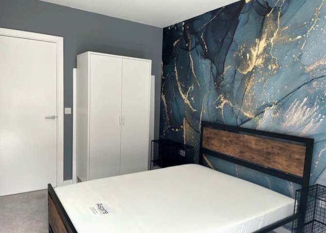 Toni-Siobhan's room