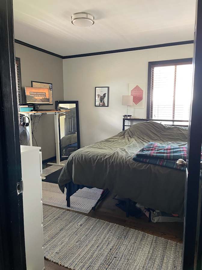 Savon's room