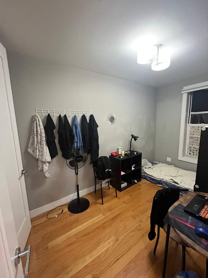 Jose Antonio's room