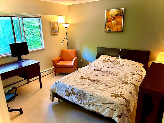 Ron JAehn's room