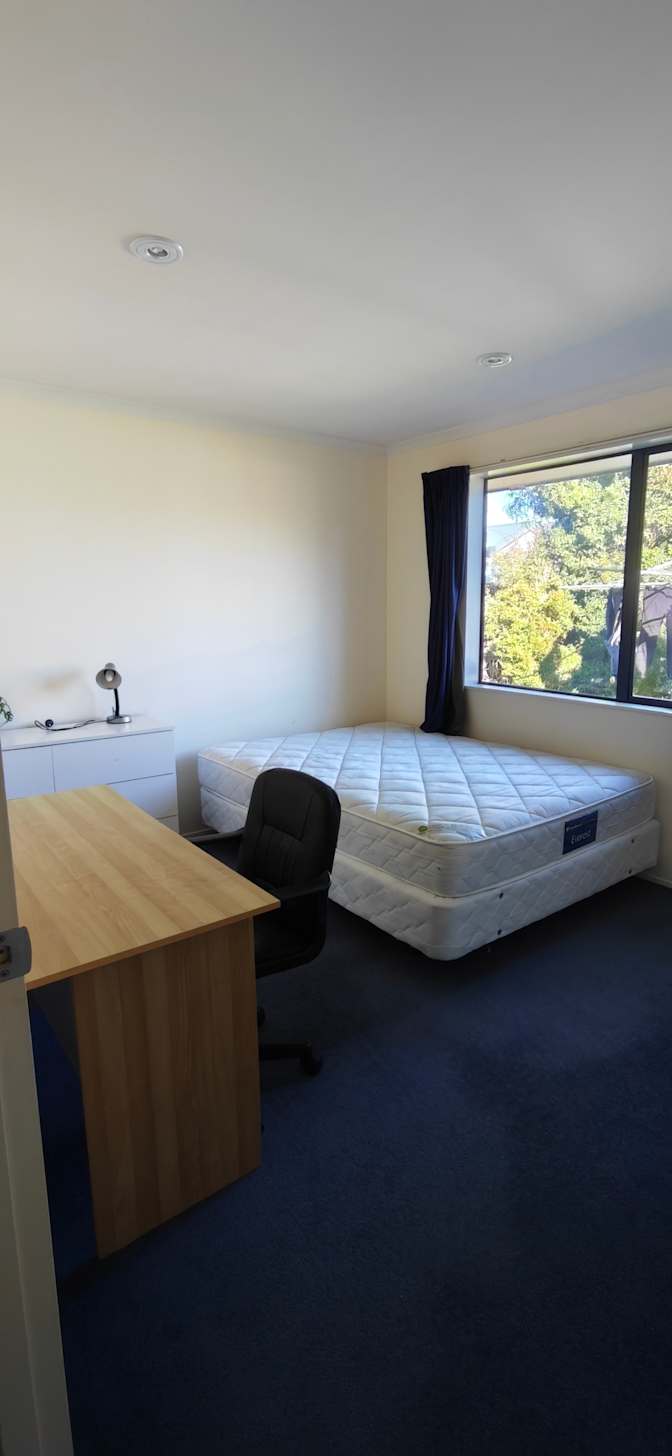 Shuying's room