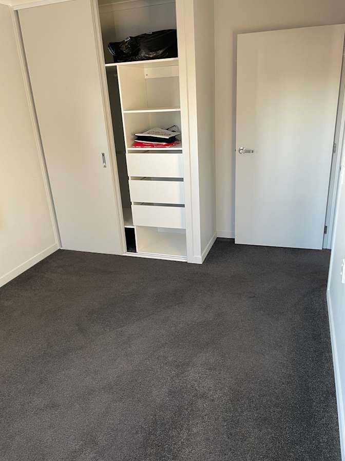 Muneel's room