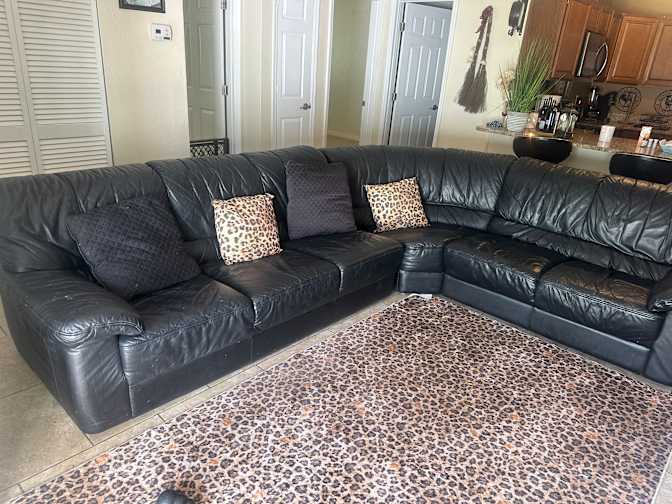 Debbie Lamphear's room