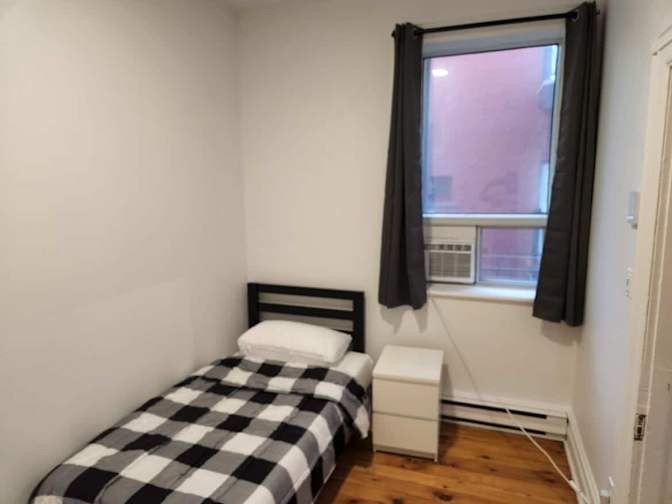 astrid's room
