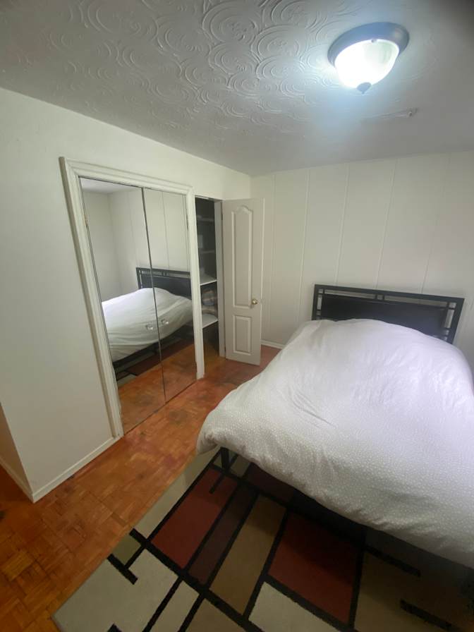 Meisam Rostaminia's room