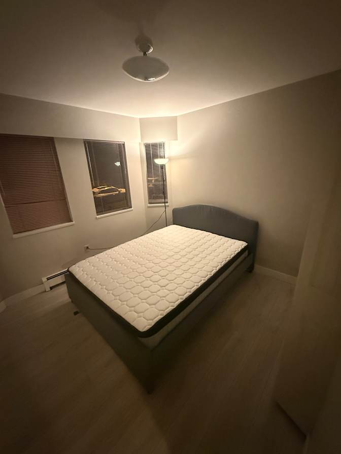 Jas's room
