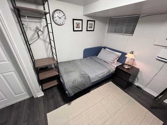 Nick Sarkovski's room