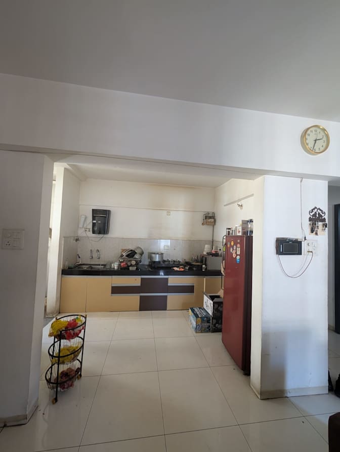 Akmal Raza's room