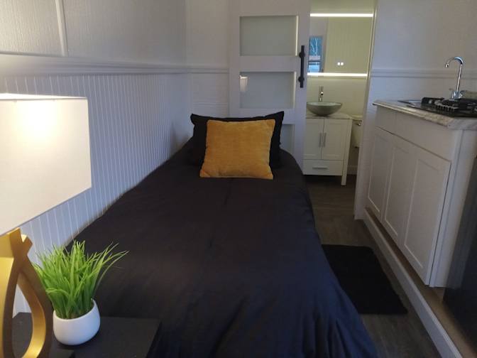 Dameion's room