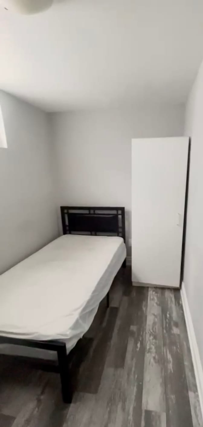 Mohammed's room
