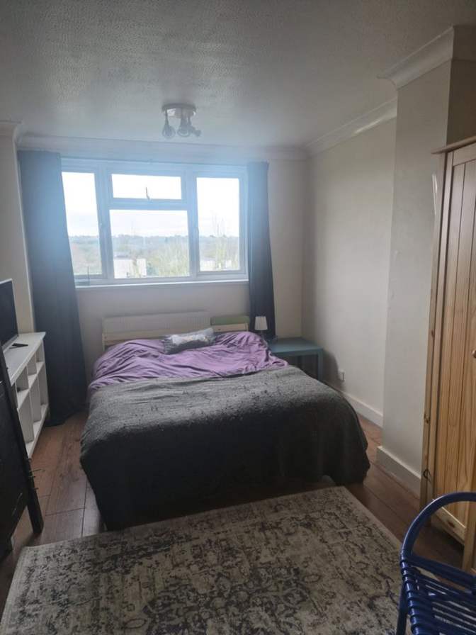 Robyn's room