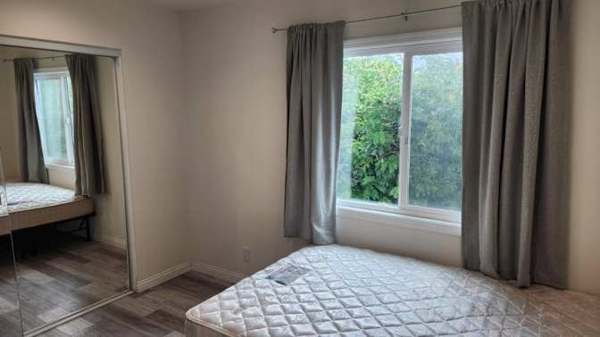 ding's room