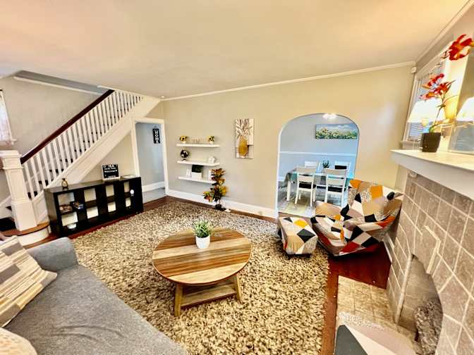 Cincy Furnished Stays's room