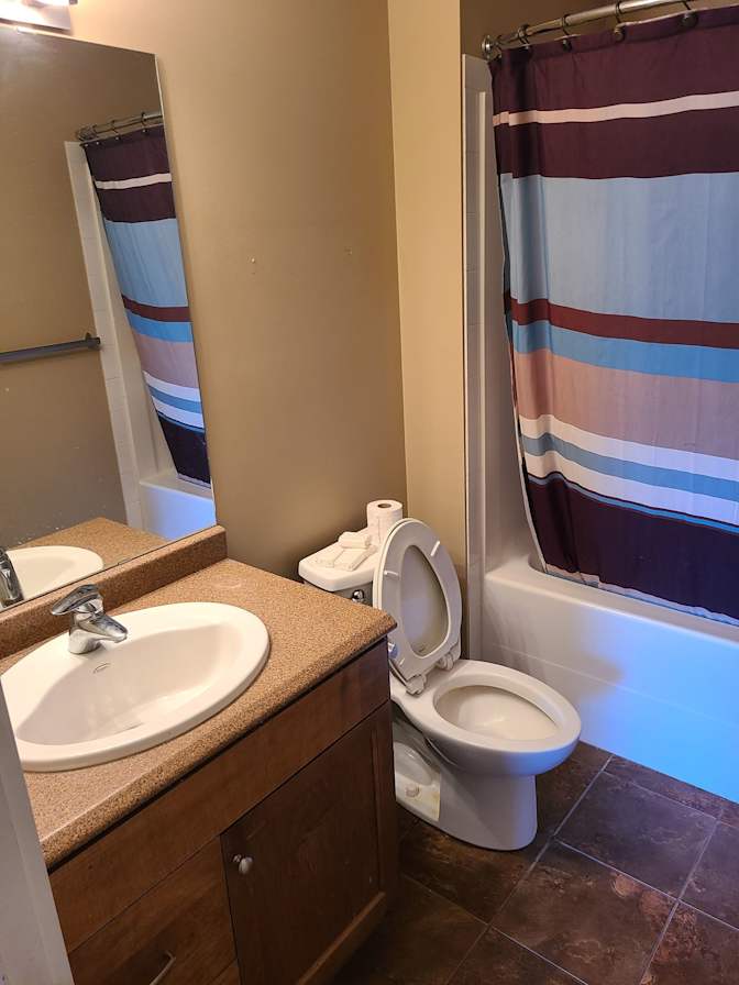 Curtis's room