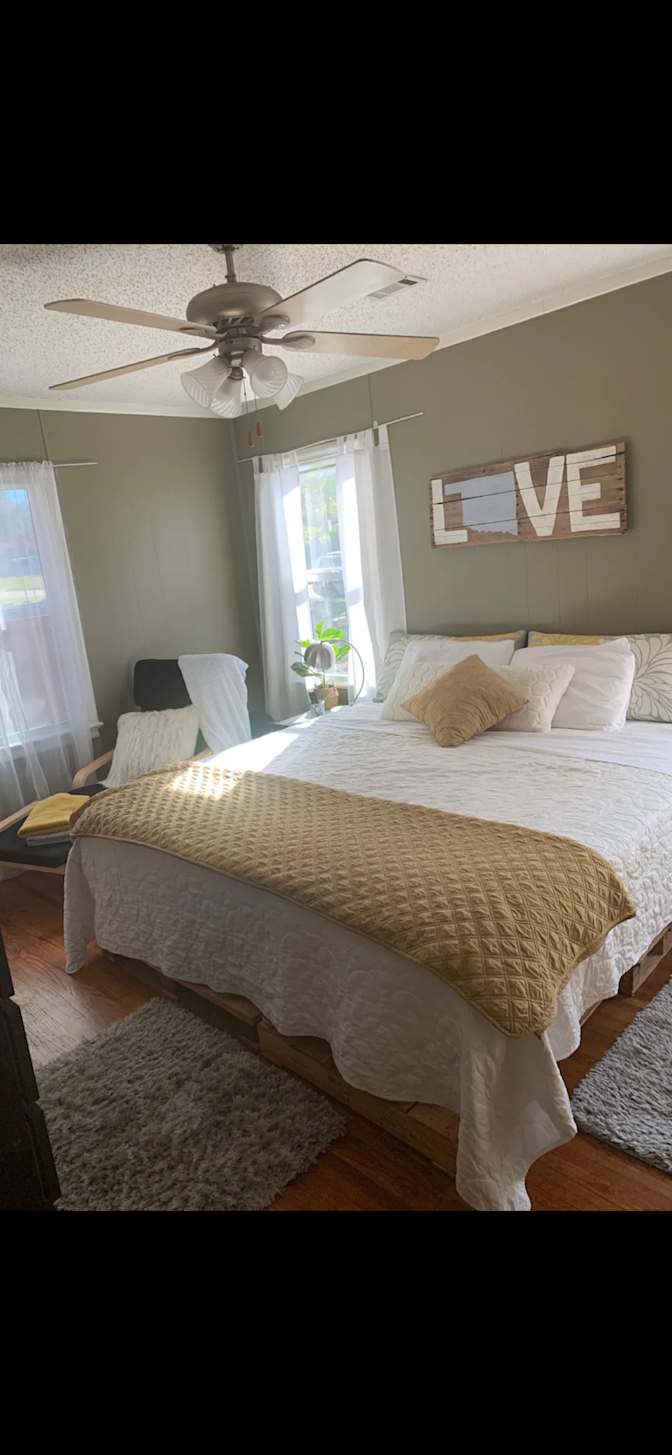Stacie's room