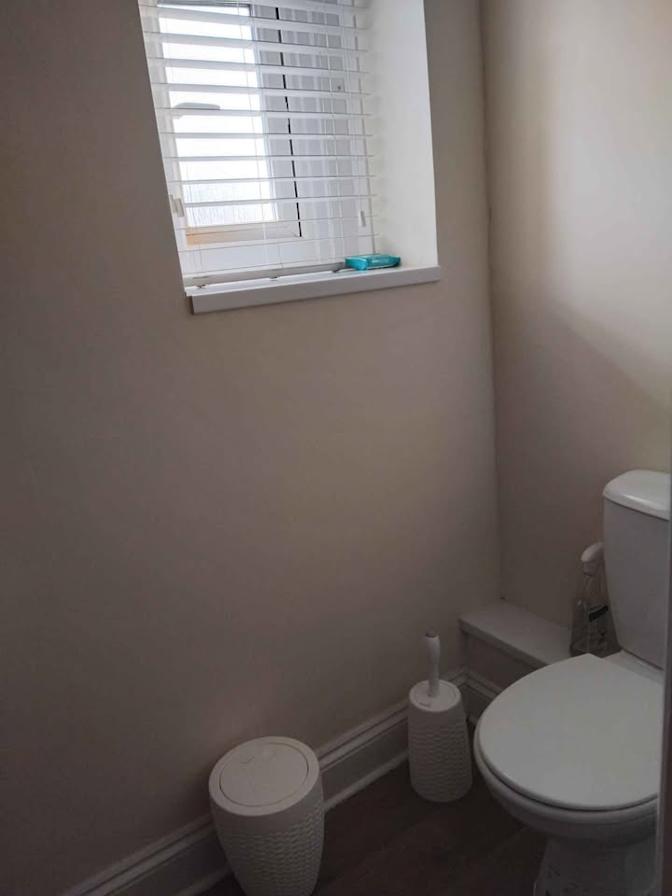 Adebomi's room