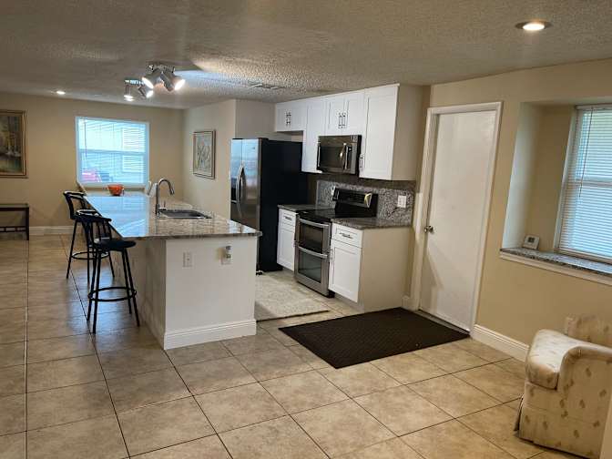 Jason Bryan, Realtor's room