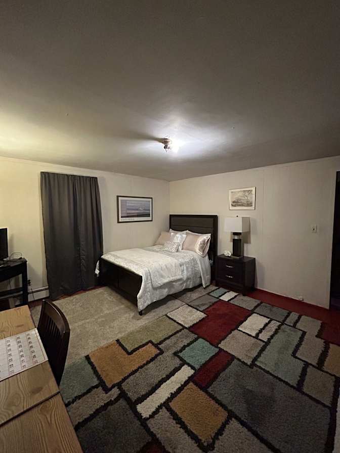 armani's room