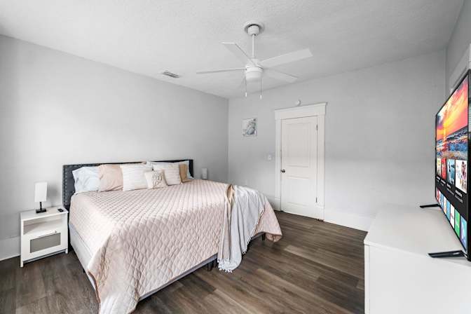PadSplit's room