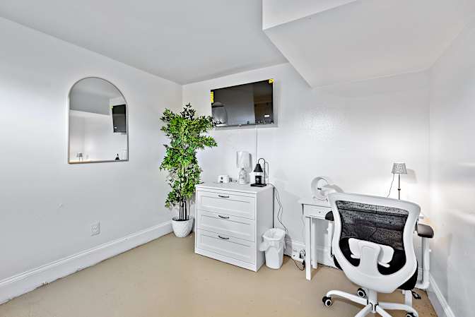 Cynthia Kelly's room