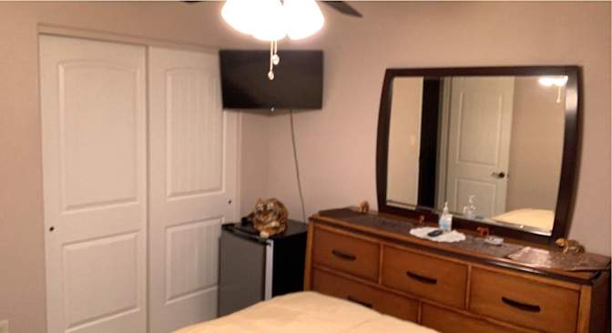 Silvia's room