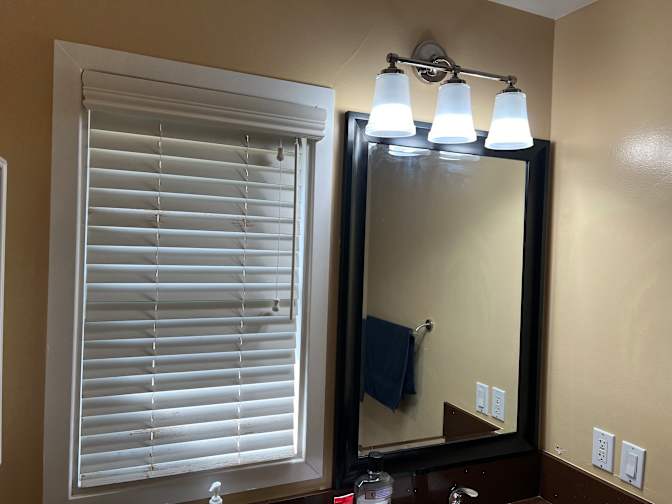 DONALD's room