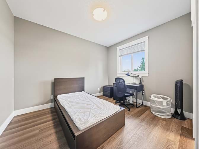 Remax Rentals's room