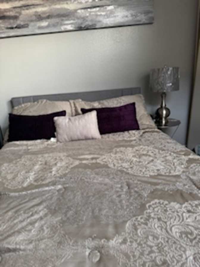 G's House's room