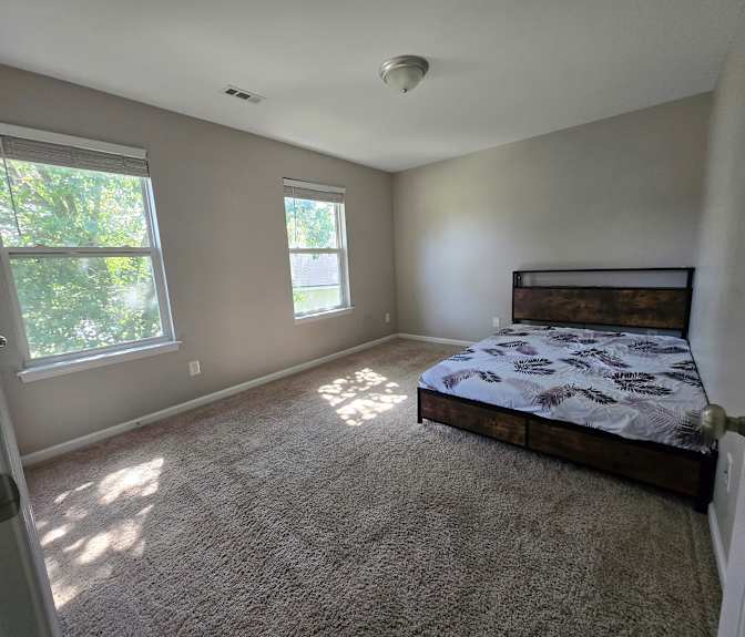 Peter Vu's room
