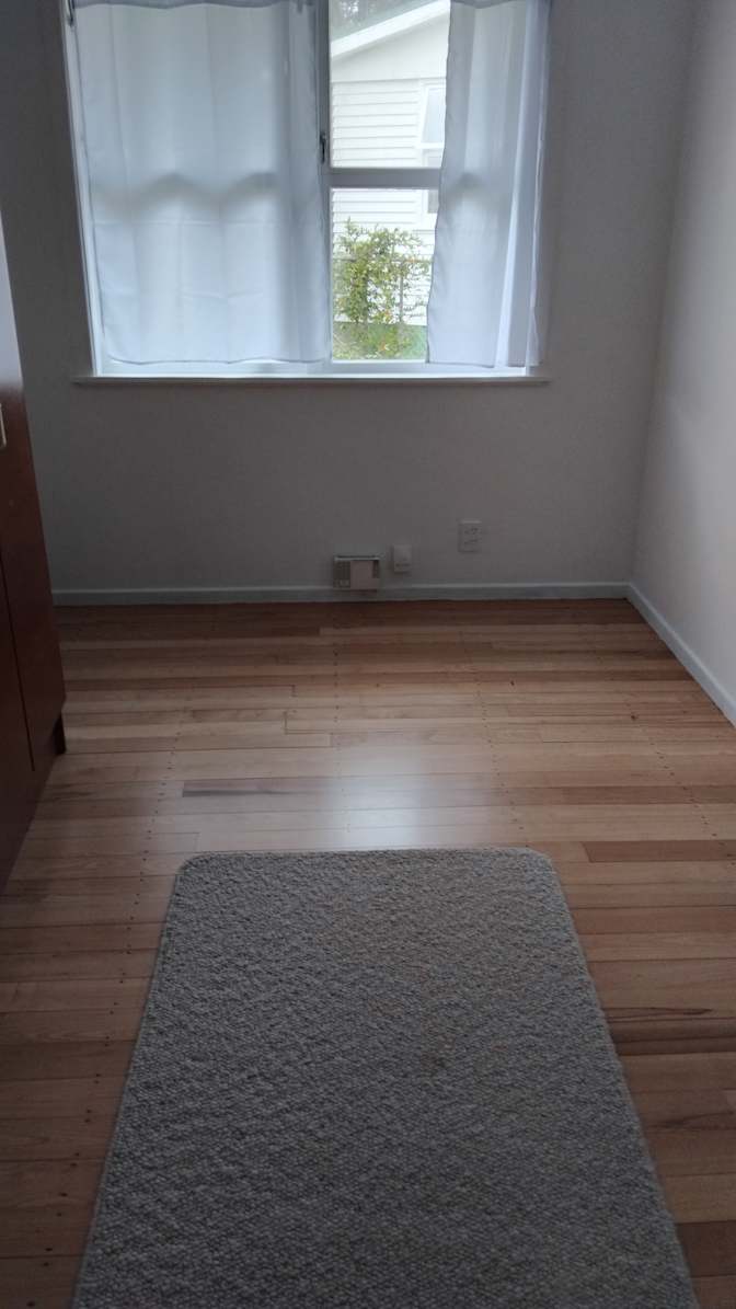 geoff's room