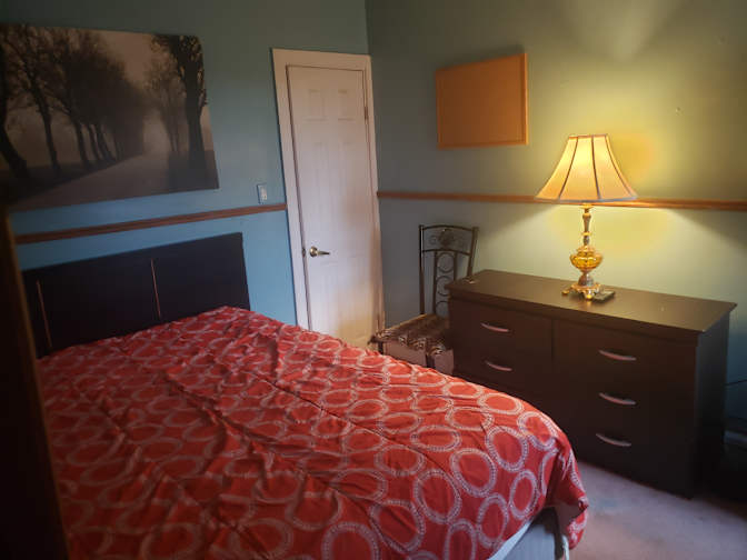Erdel's room