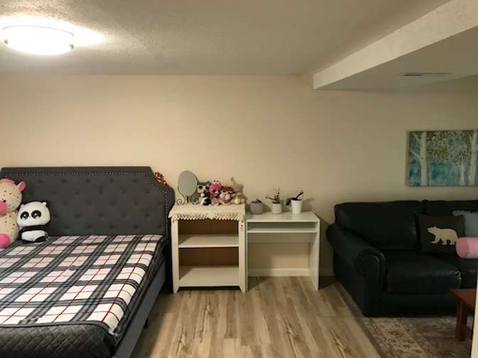 Gloria Lee's room