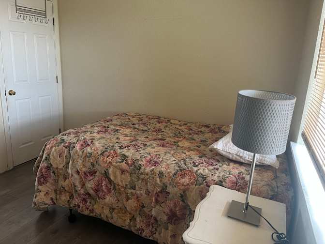 Vale's room